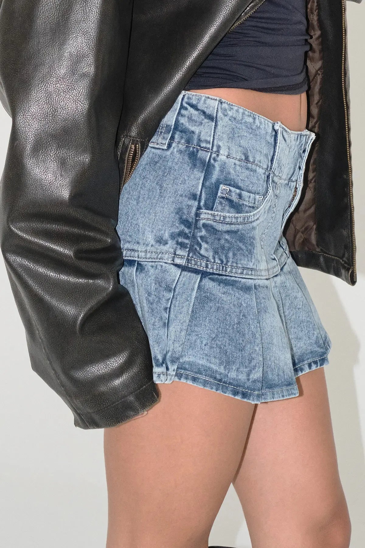 Women's 2 Button Pleated Skort YMI JEANS