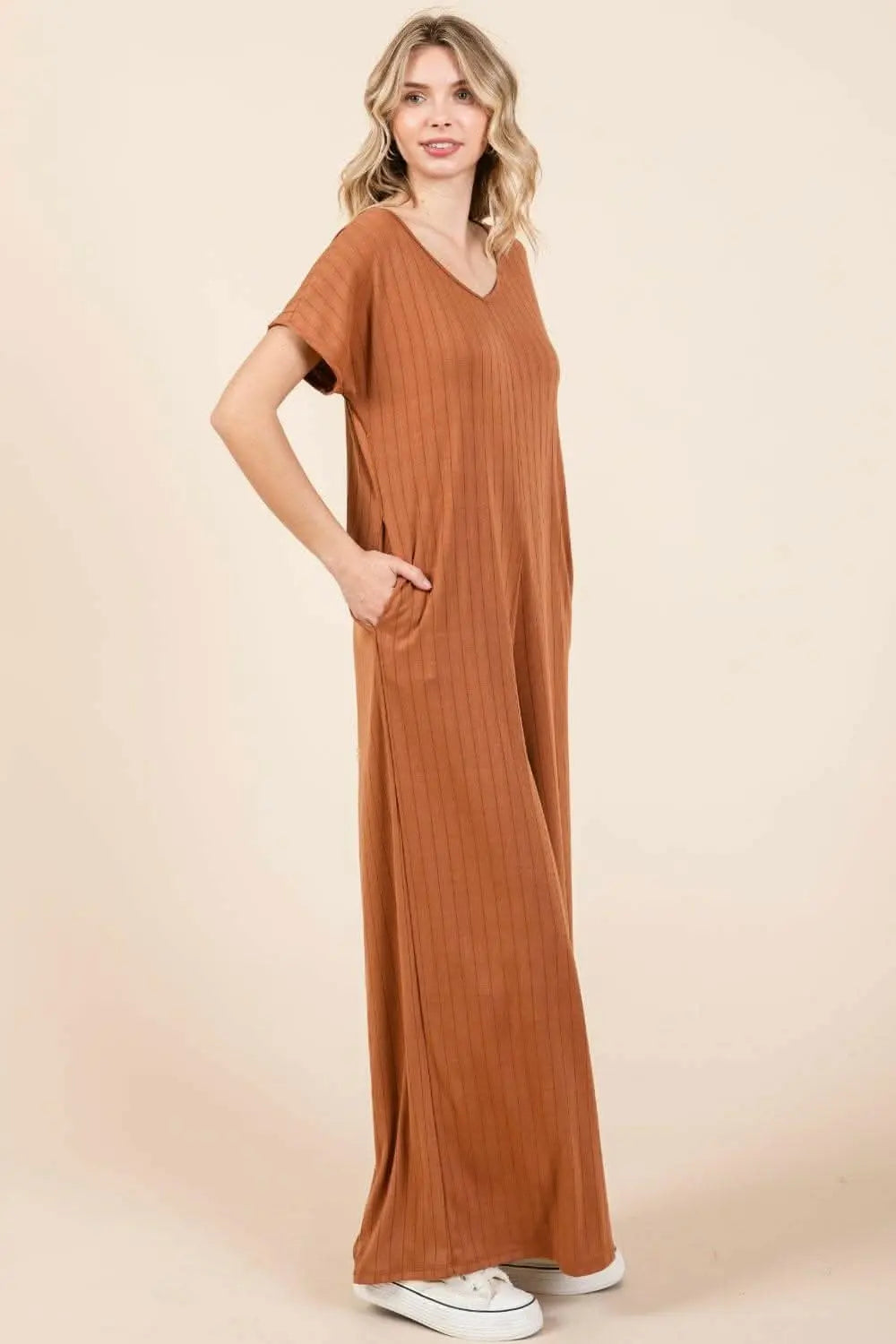 Ribbed Short Sleeve Jumpsuit with Wide Leg - BOMBOM Collection - Love Salve 