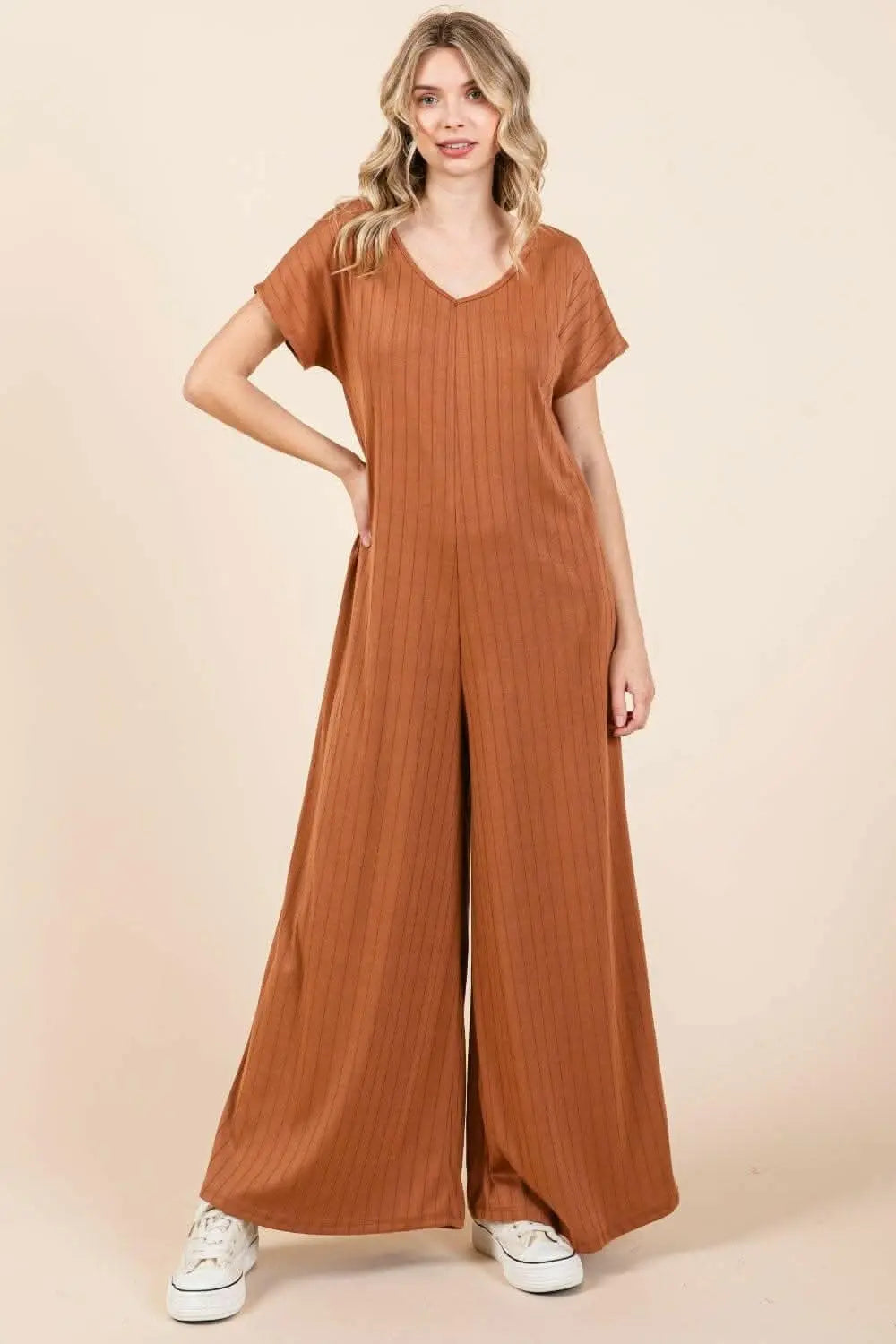 Ribbed Short Sleeve Jumpsuit with Wide Leg - BOMBOM Collection - Love Salve 