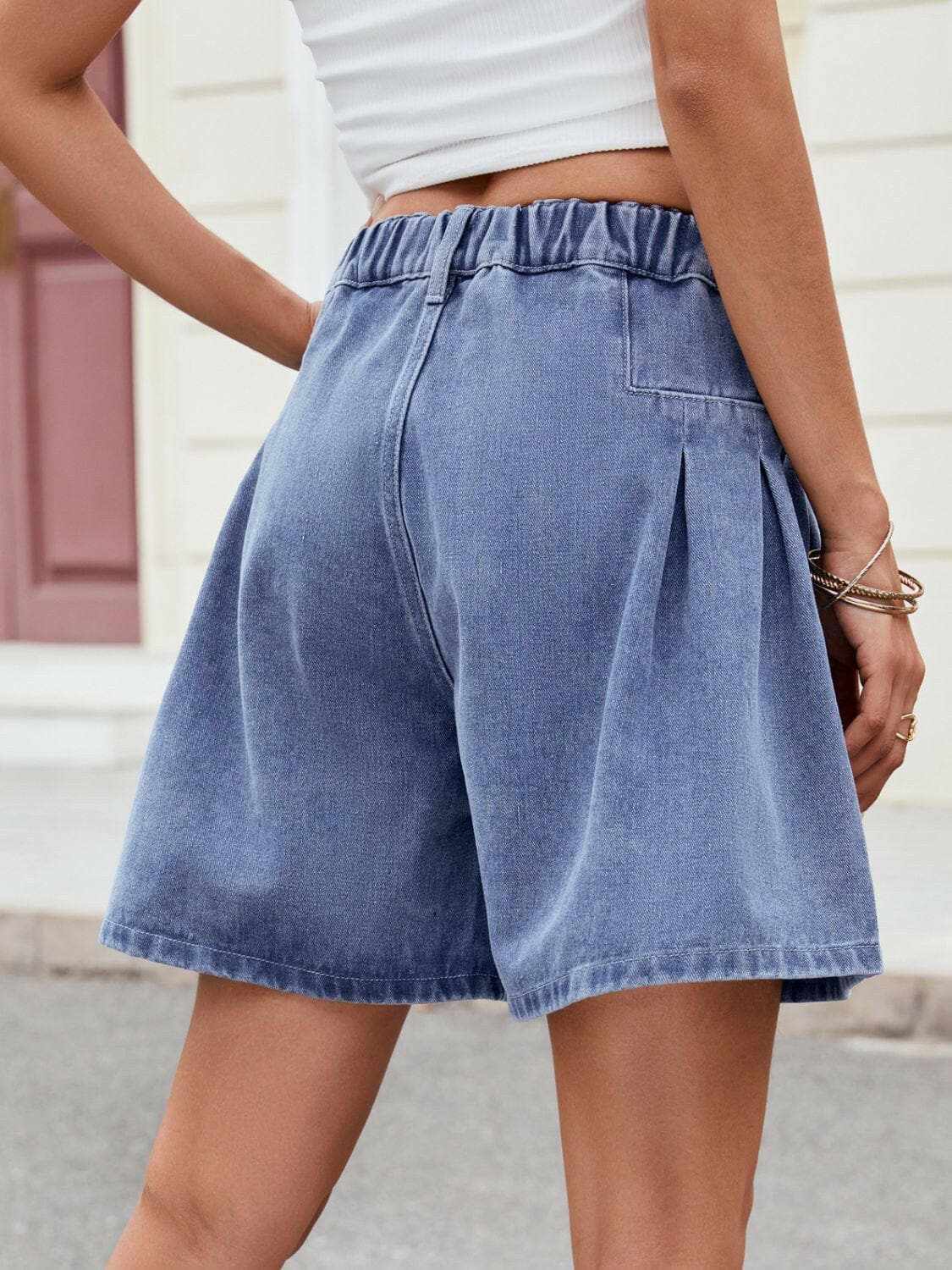 Ruched denim shorts with elastic waist - Love Salve 