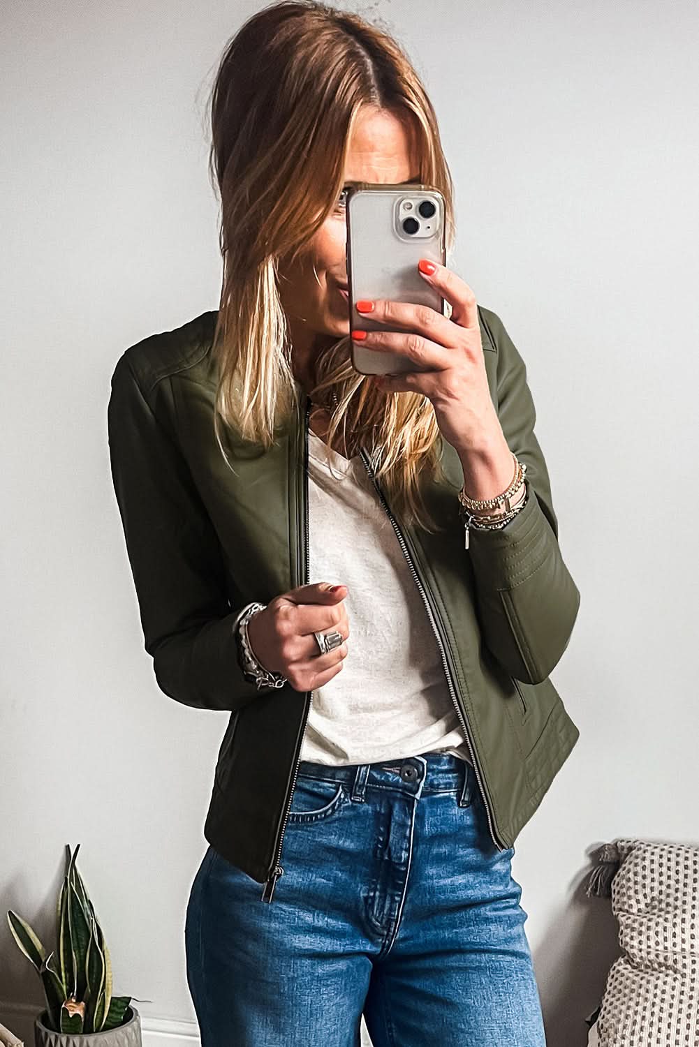 Sage Green Solid Faux Leather Zipper Slim Fit Bomber Jacket 