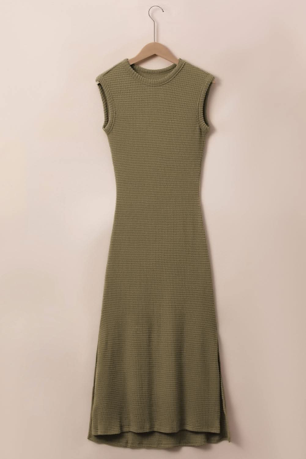 Sleeveless waffle-knit maxi dress 