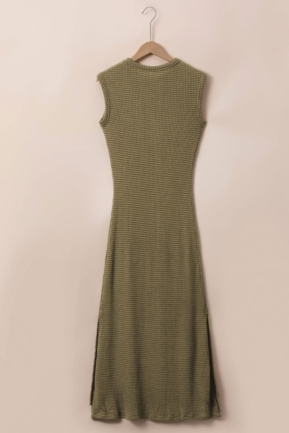 Sleeveless waffle-knit maxi dress 