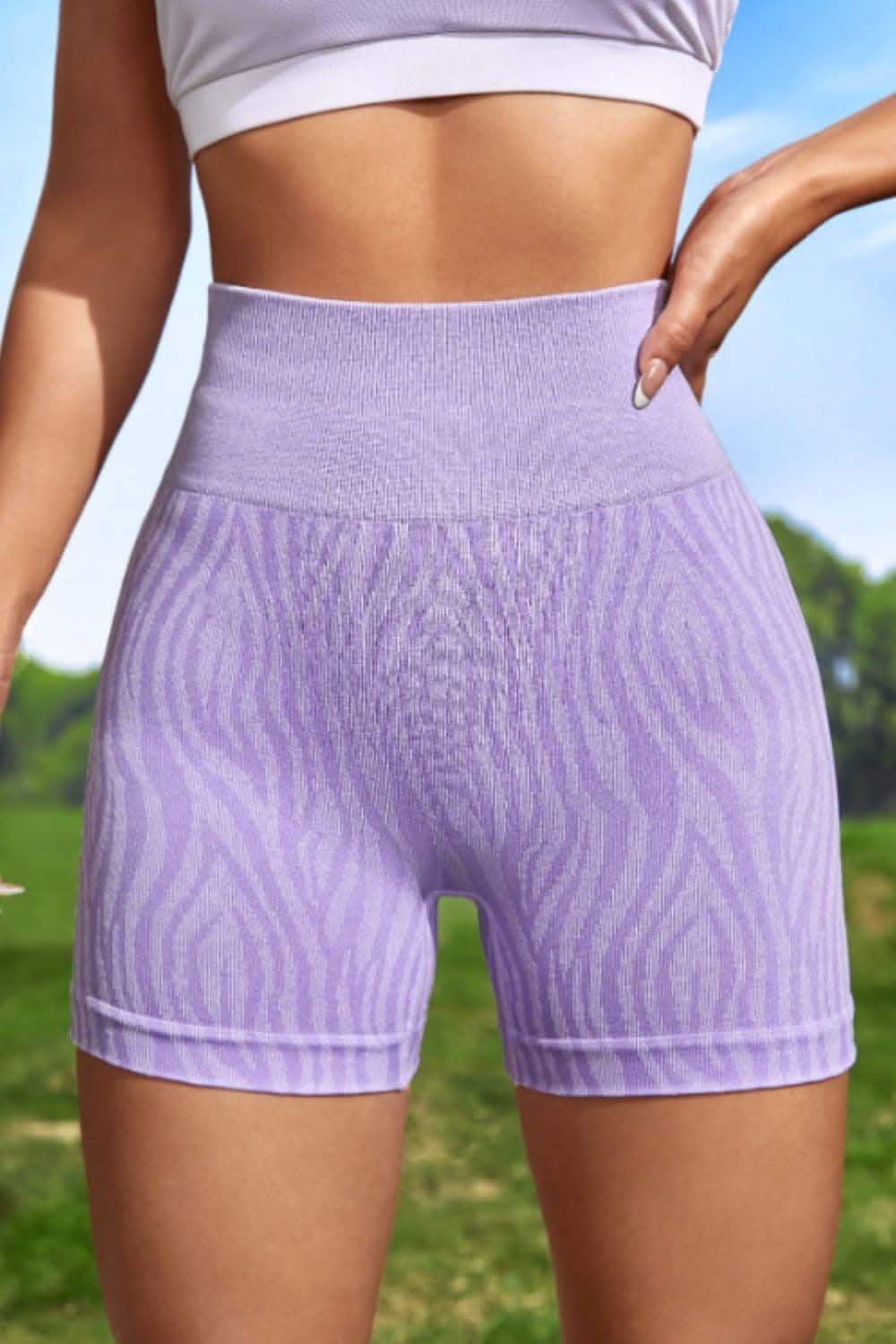 Slim fit active shorts with wide band 