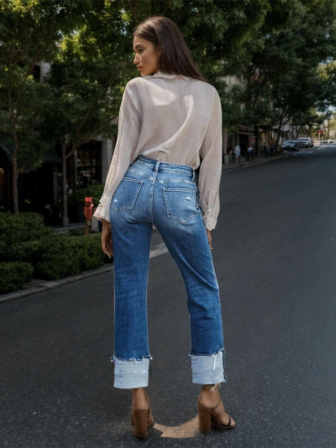 Slim fit jeans with pockets - Love Salve 