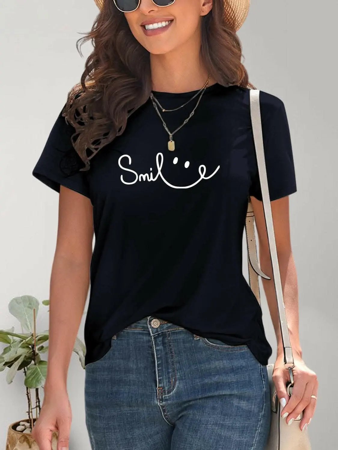 Smile short sleeve tee - comfy fit - Love Salve 