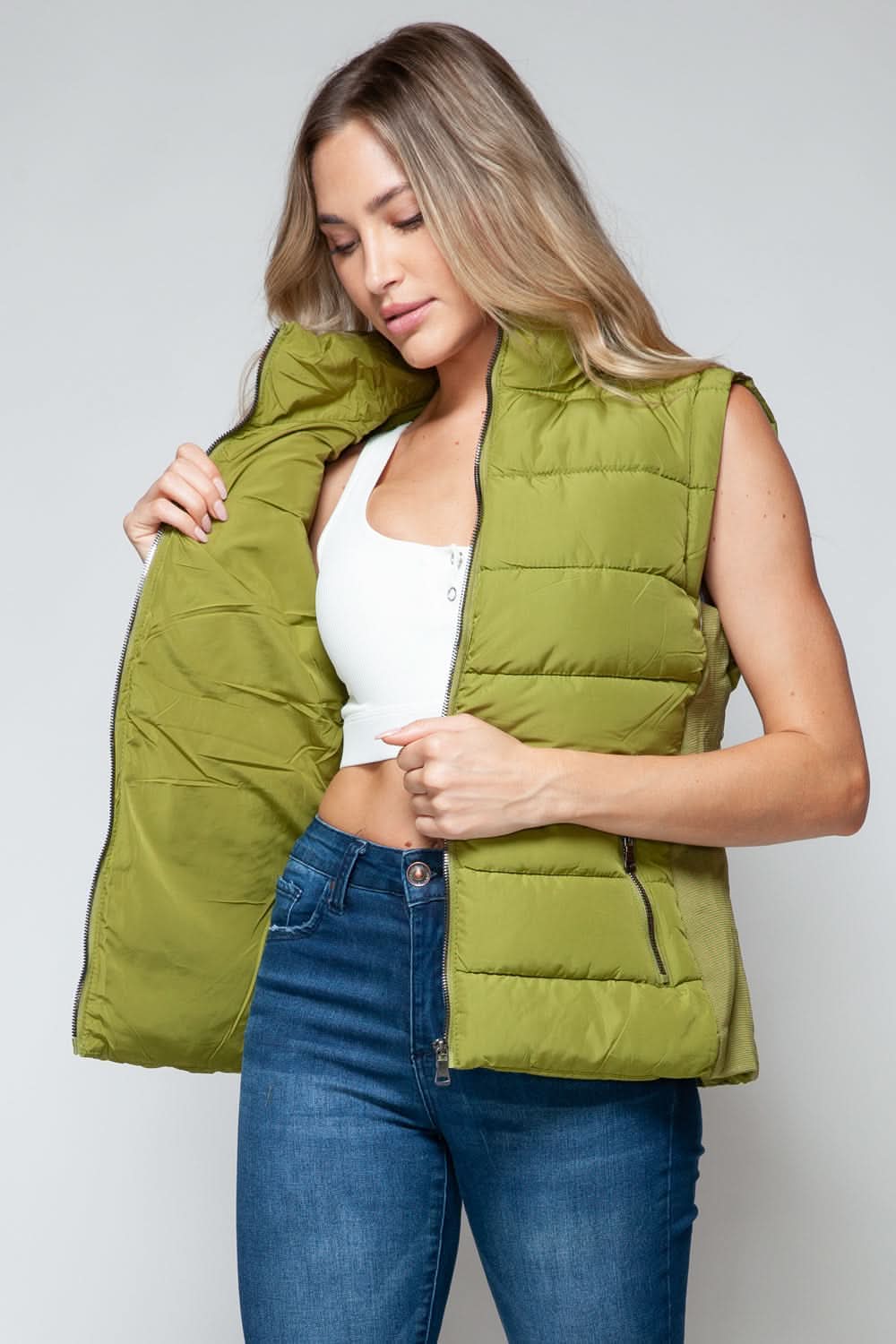 Snobbish cozy zip-up turtleneck vest - Love Salve 