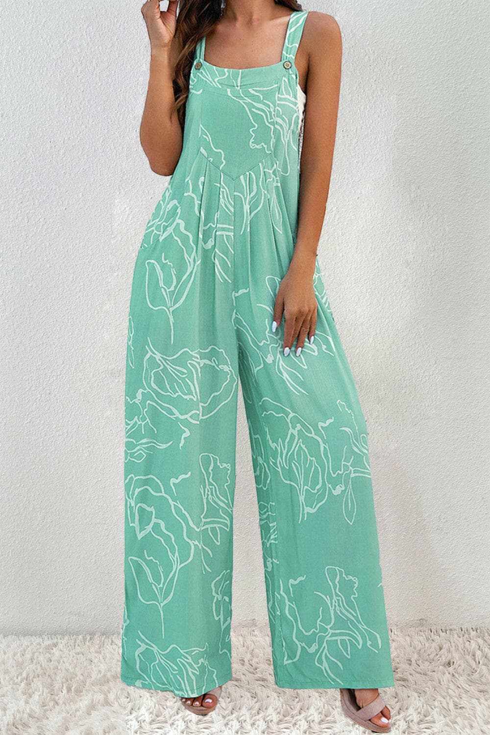 Stylish wide-leg jumpsuit with pockets - Love Salve 