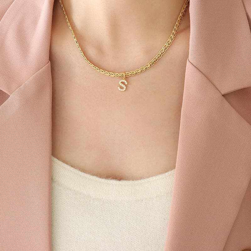 Stylish zircon letter pendant necklace - Love Salve 