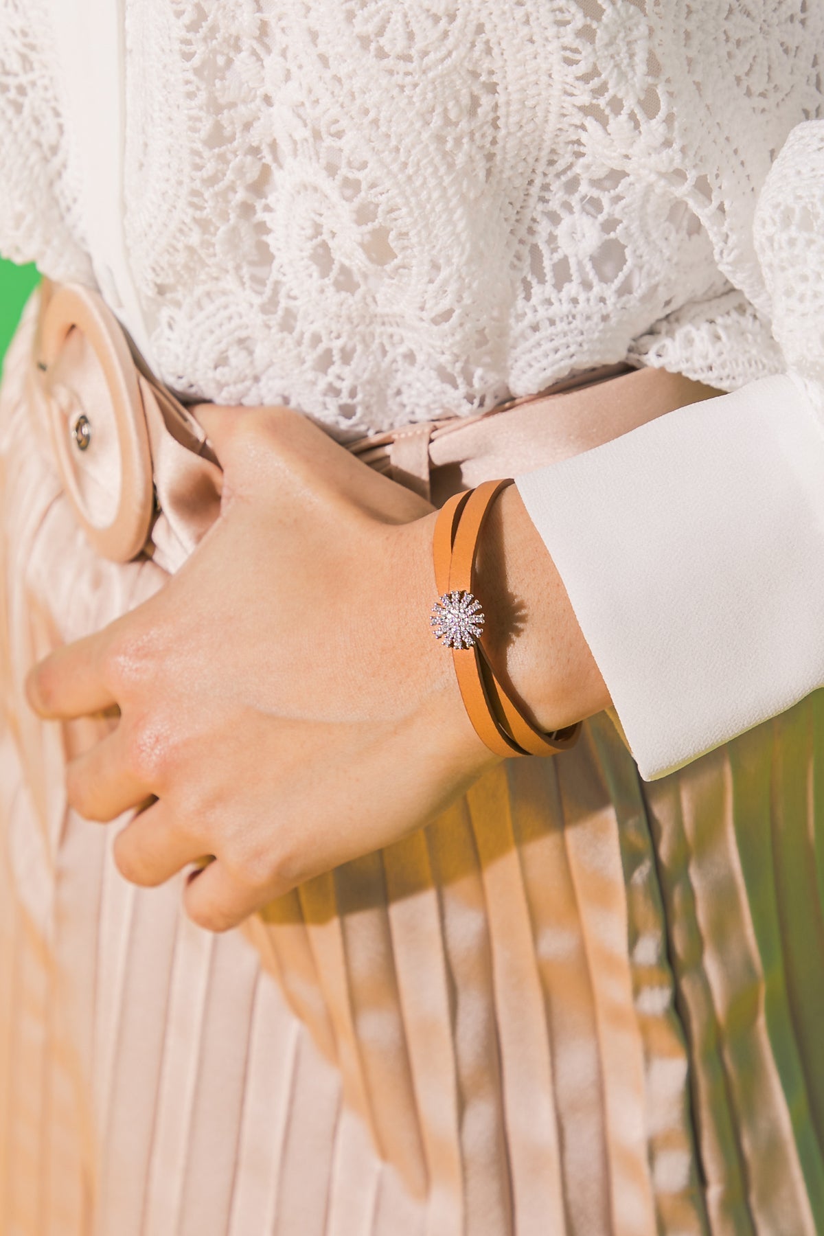 THE DAISY NEVER TAKE OFF BRACELET - Love Salve 