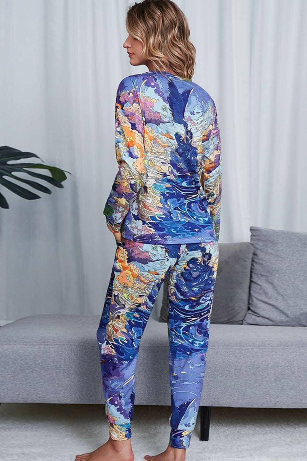 Trendy tie-dye lounge set 