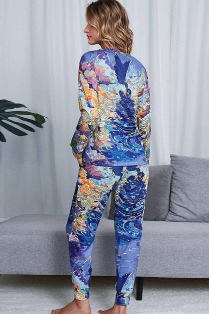Trendy tie-dye lounge set 
