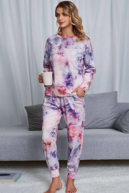 Trendy tie-dye lounge set 