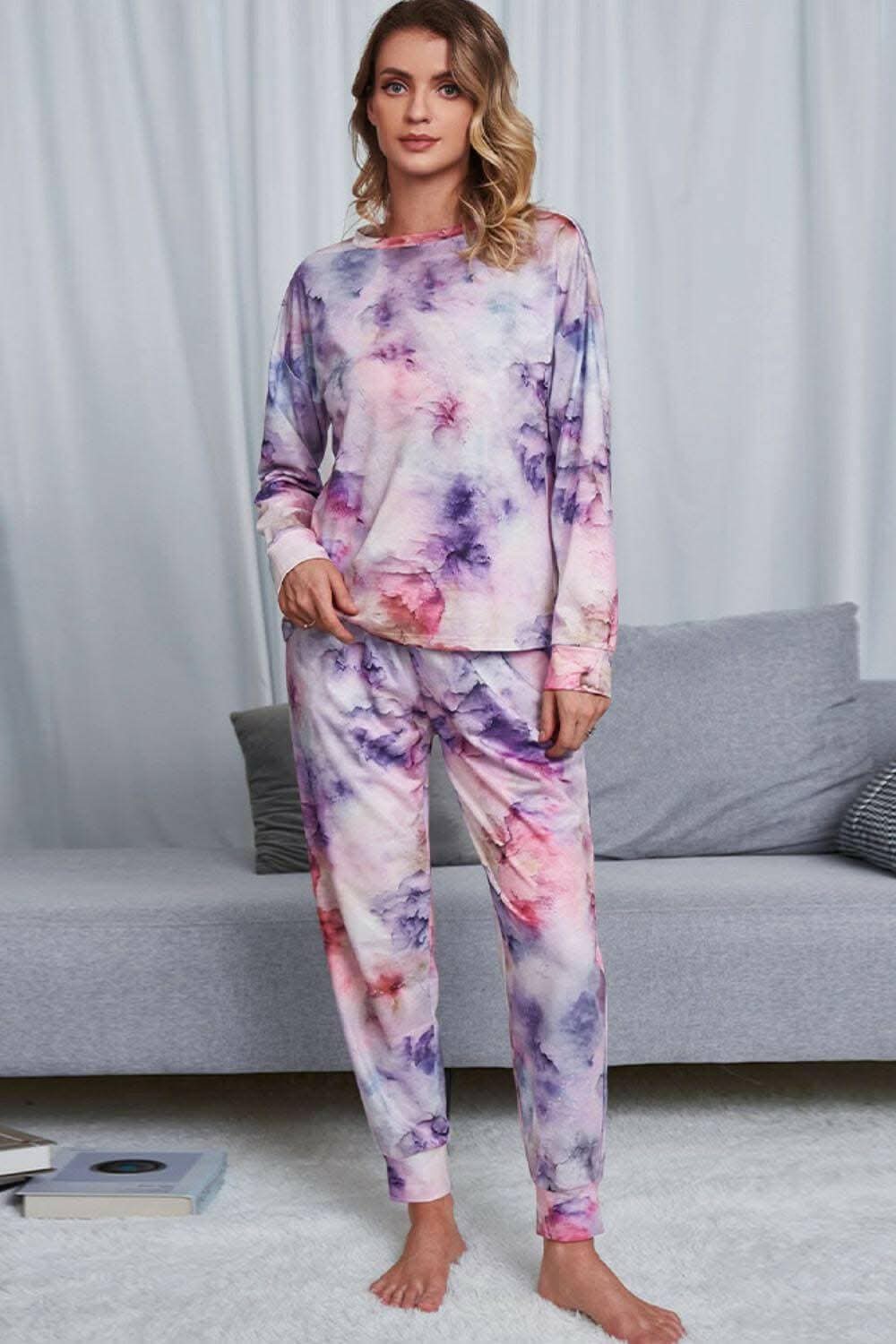 Trendy tie-dye lounge set 