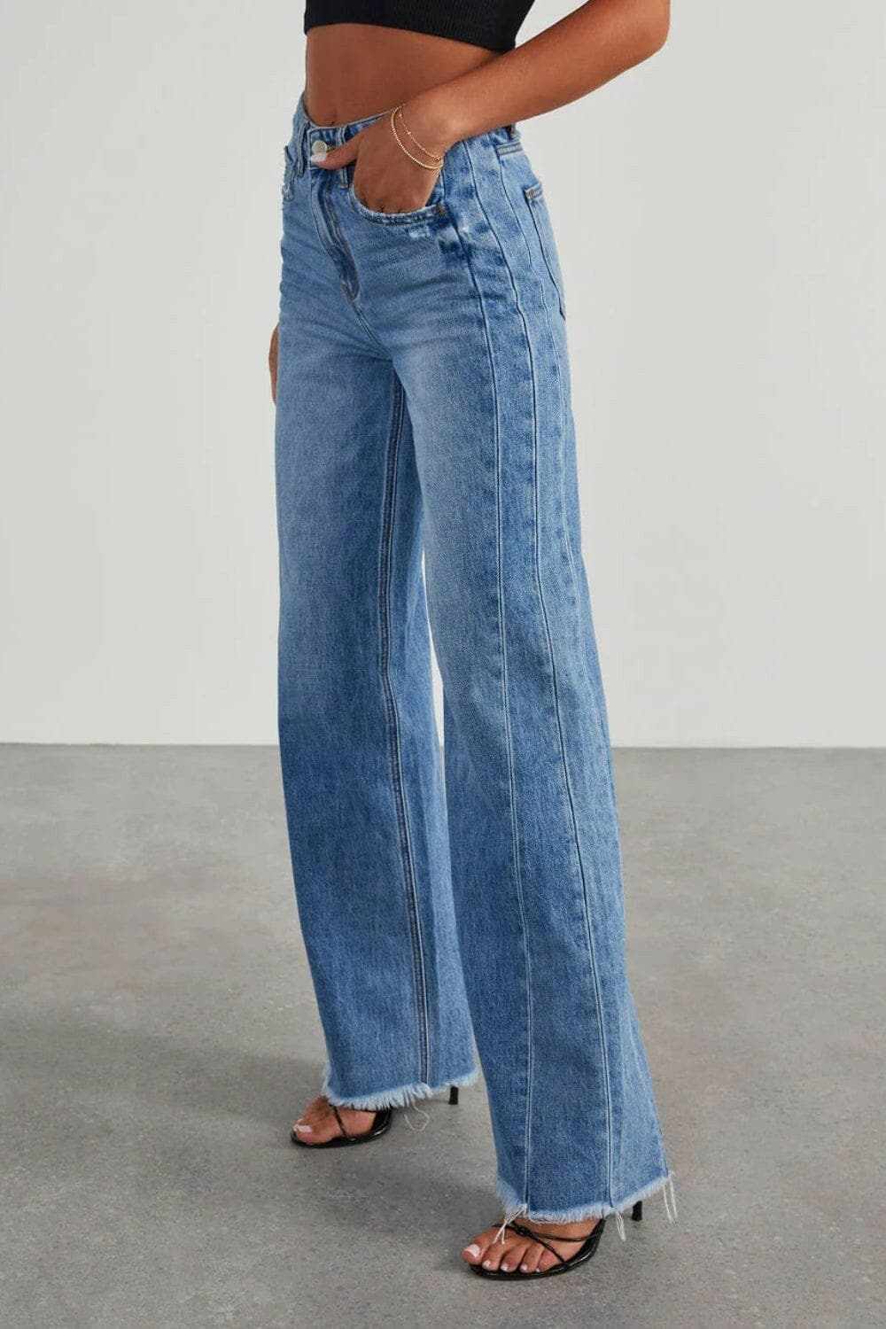 Trendy wide leg jeans with pockets - Love Salve 