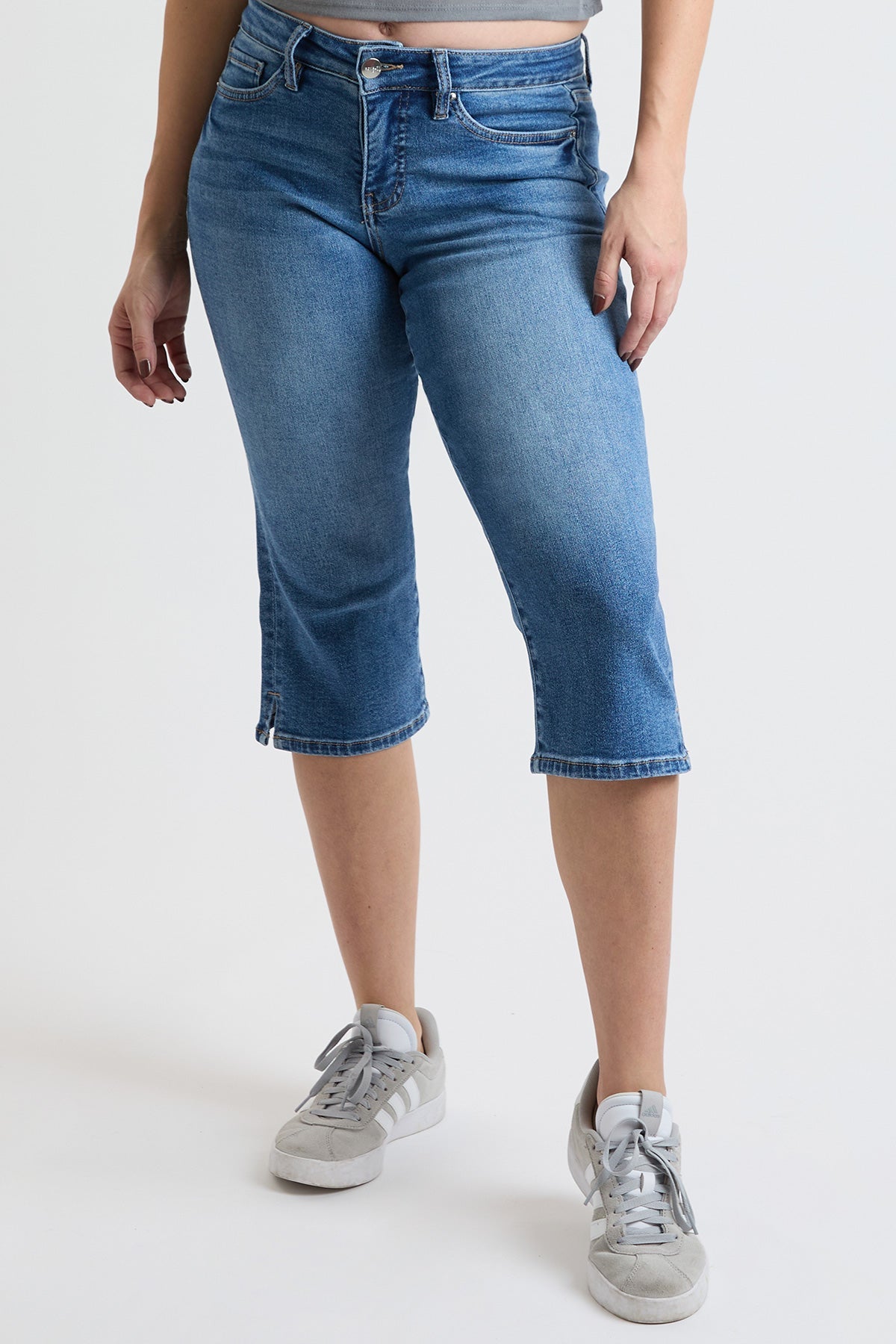 YMI JEANS Women's Premium Stretch Essential Capri - Alternate Angle