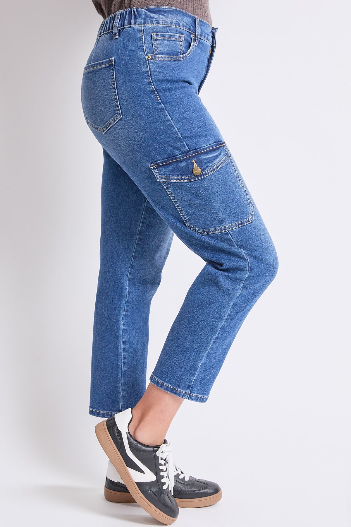 YMI JEANS Women's High Rise Slim Straight Cargo Jeans - Detail View