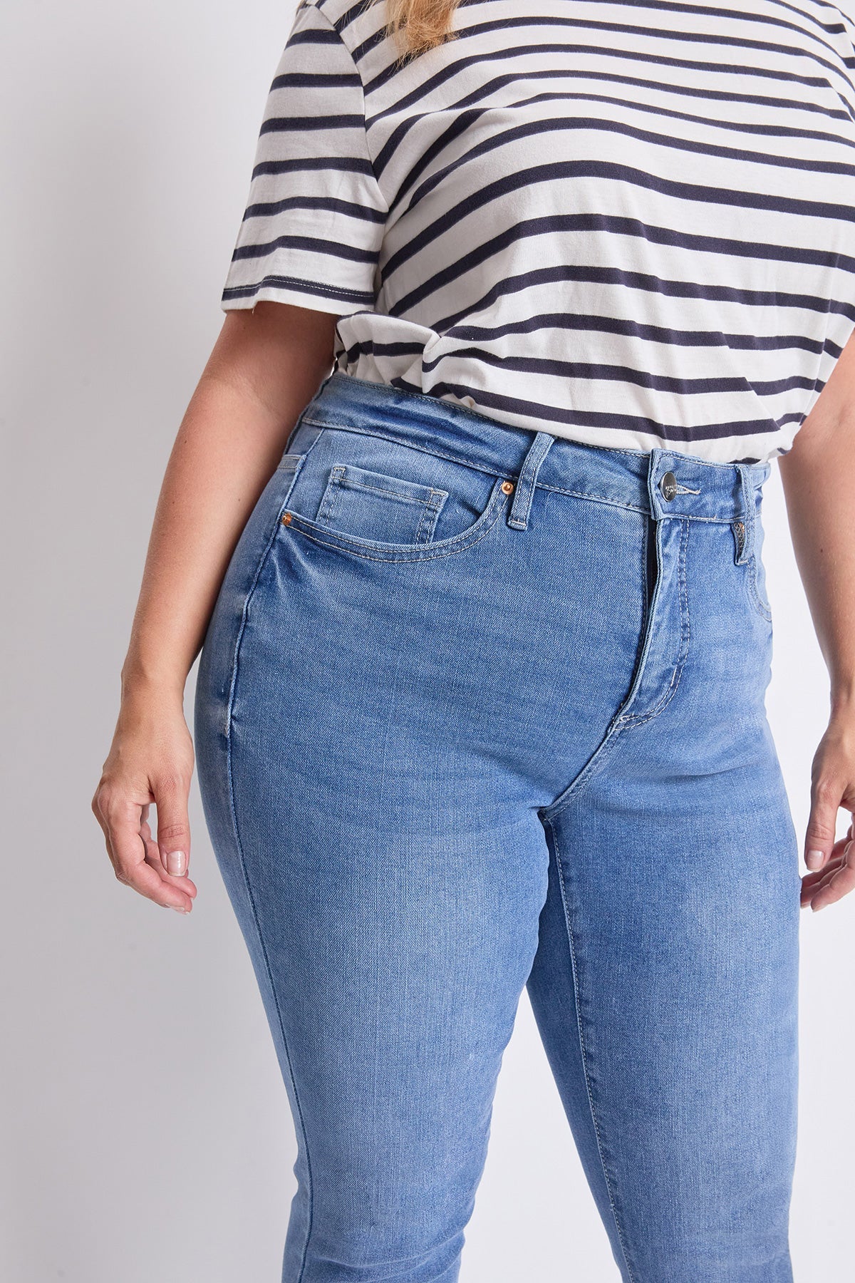 Pants Women's Plus High Rise Basic 5 Pocket Straight  Jeans