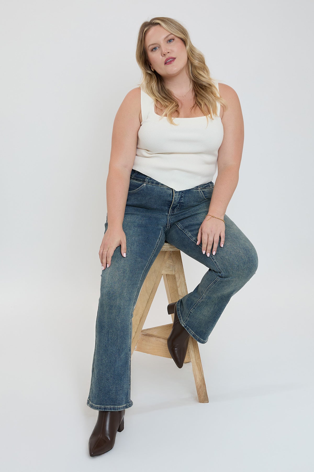 YMI JEANS Women's Plus 3-Button Bootcut Jeans - Product Details