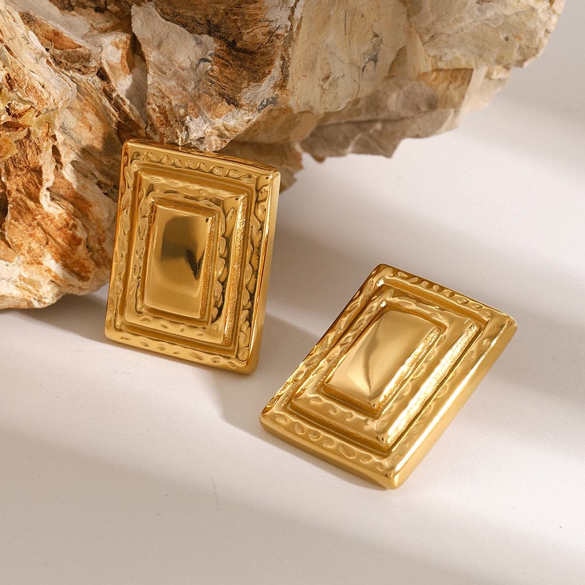 Elegant 18K gold-plated stainless steel square earrings