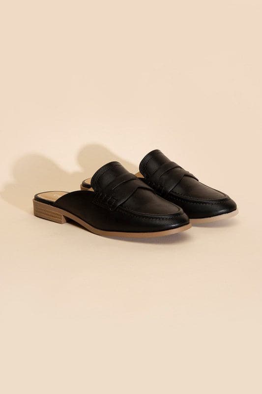 PERKS-S Flat Mules.