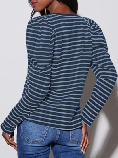 Stylish striped long sleeve tee for versatile fashion