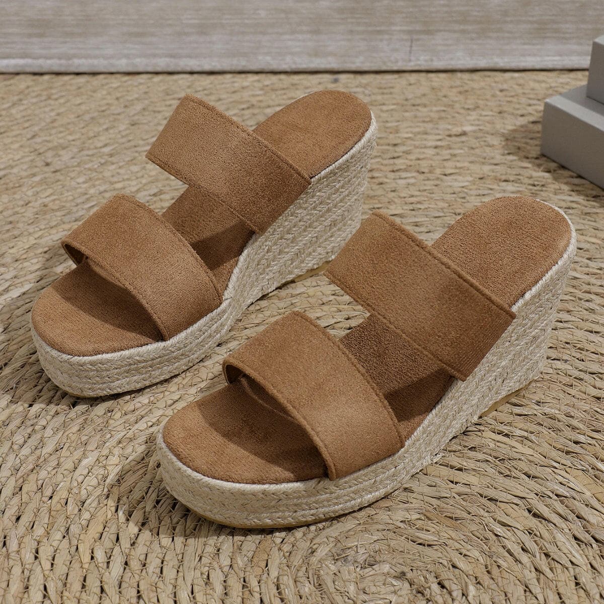 Open Toe Wedge Sandals.