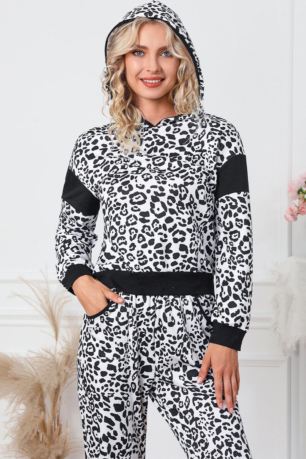 Leopard Contrast Hoodie and Pants Set.