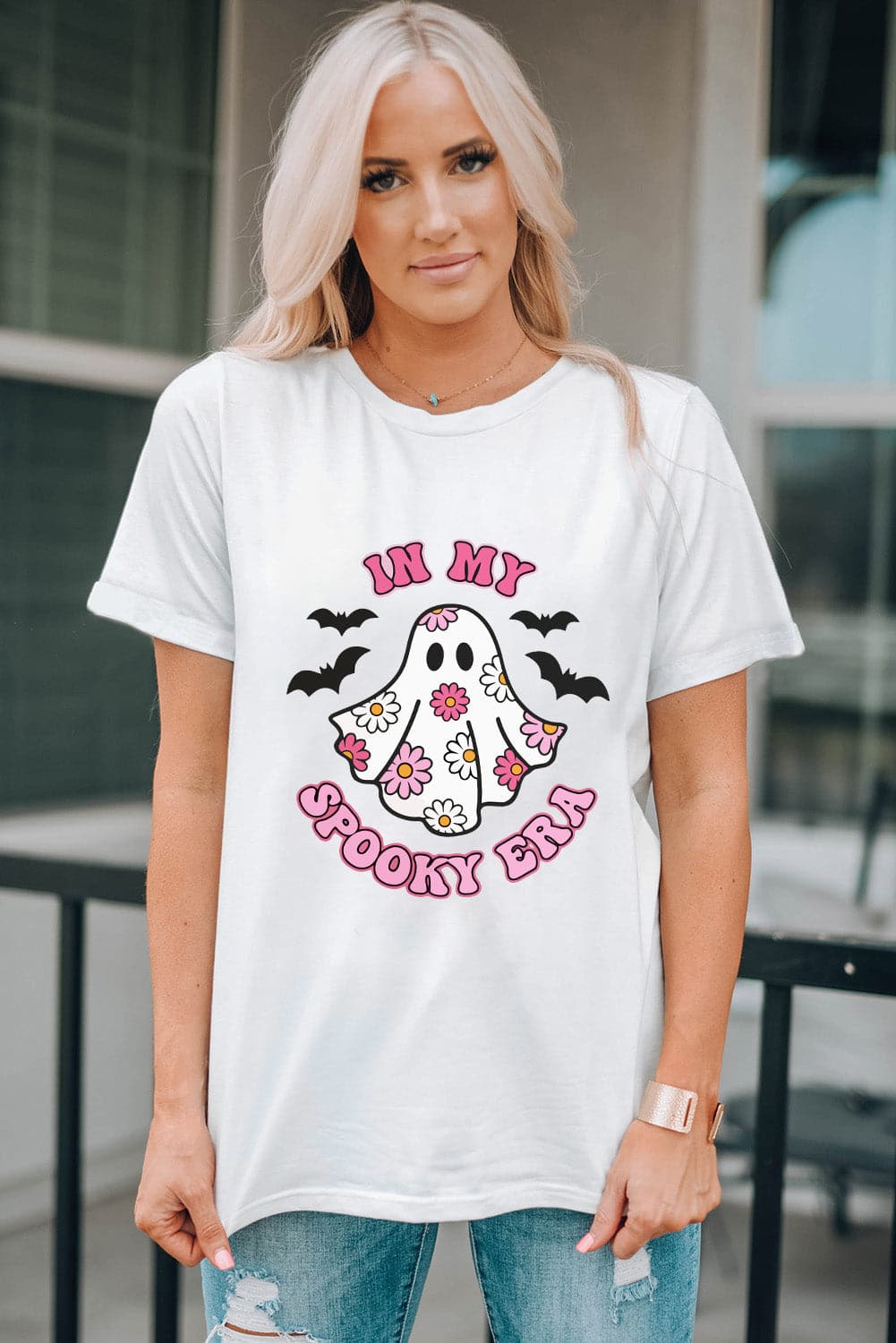 Spooky season graphic tee - soft fabric