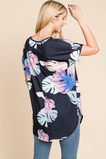 BOMBOM Printed Round Neck Short Sleeve T-Shirt.