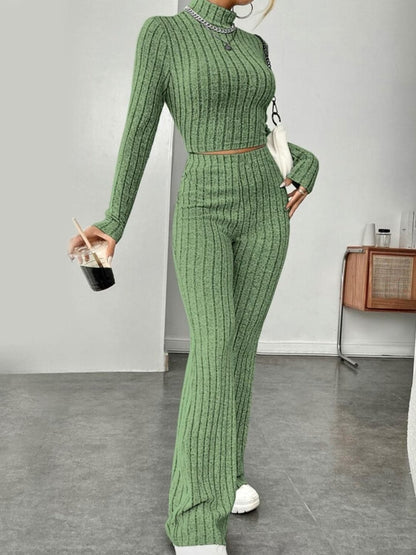 Ribbed Mock Neck Long Sleeve Top and Pants Set.