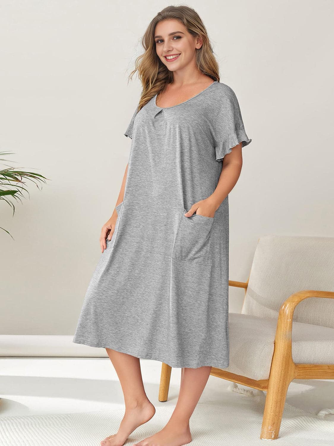 Plus Size Round Neck Short Sleeve Lounge Dress.