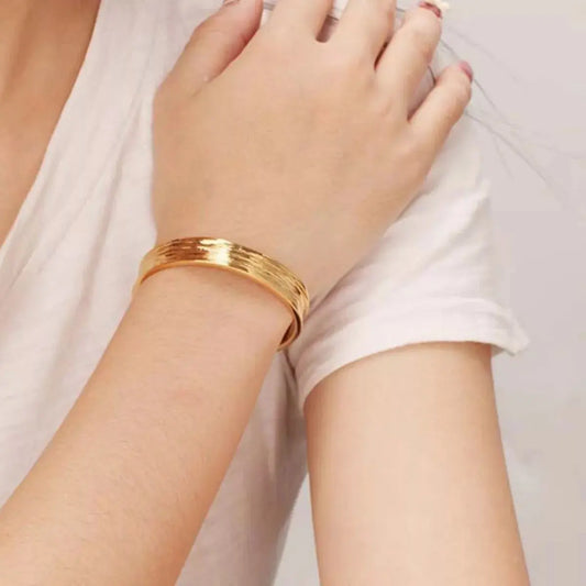 18K Gold-Plated Copper Open Bracelet Simply Love