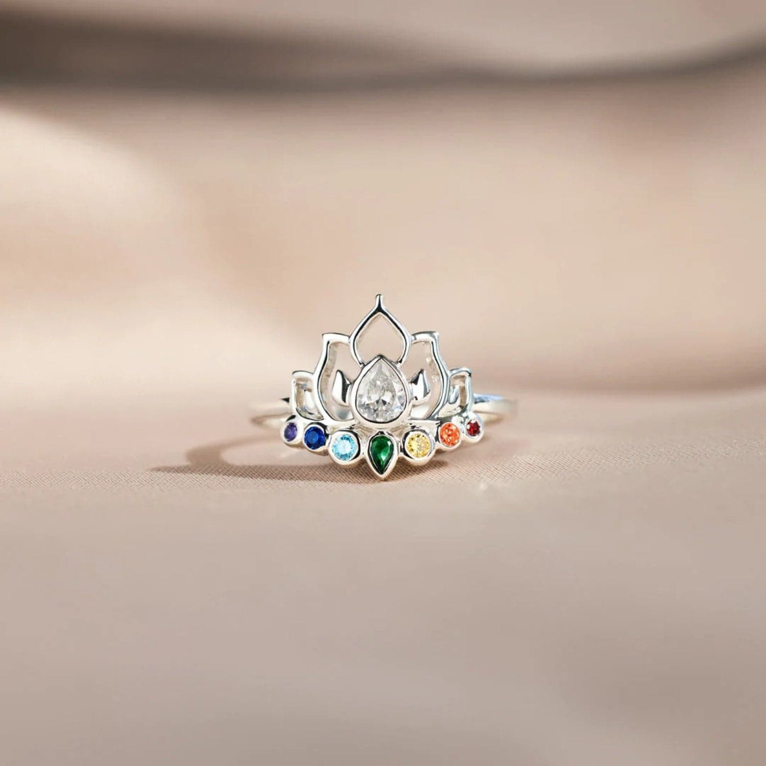 925 Sterling Silver Inlaid Zircon Lotus Shape Ring.