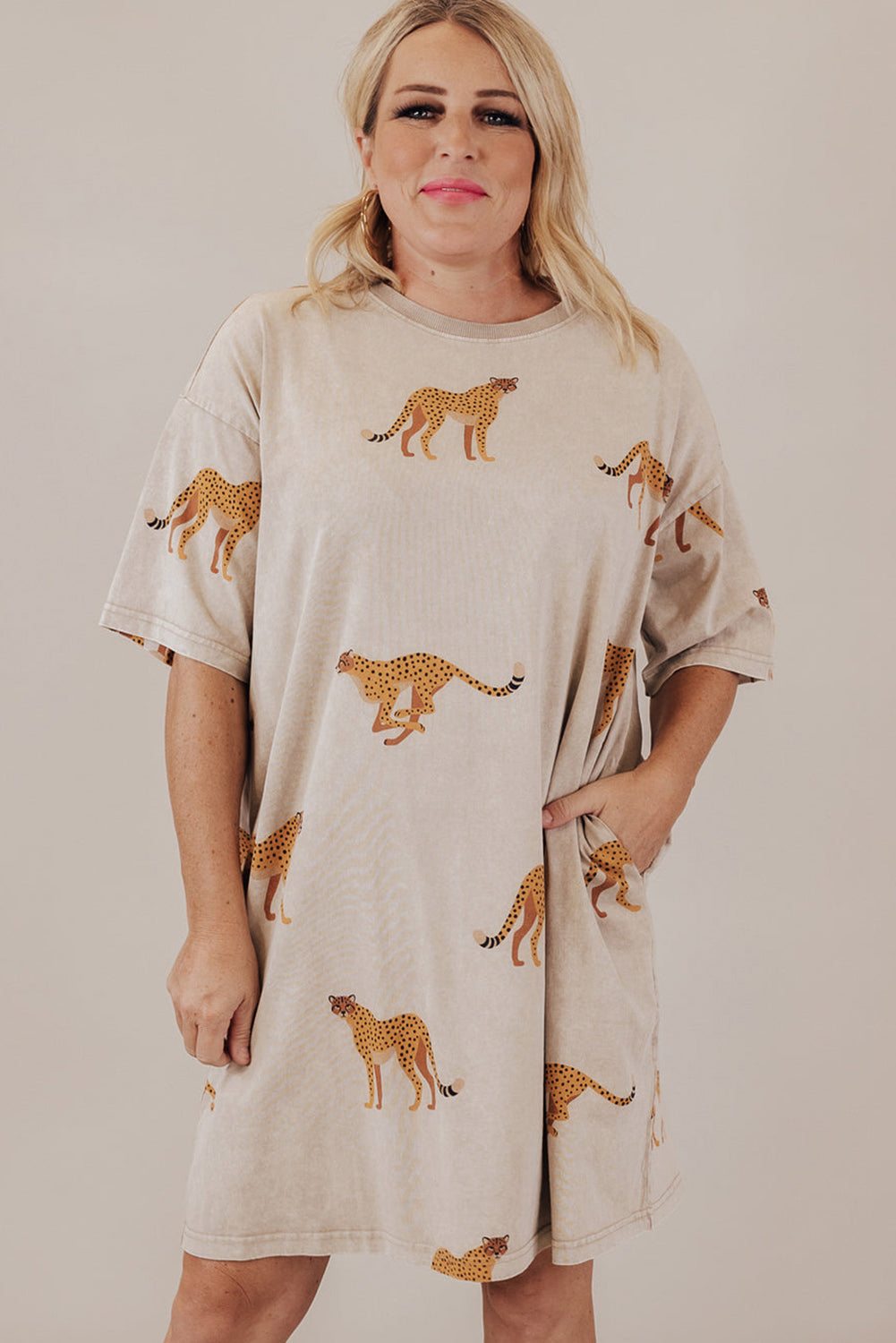 Apricot Plus Size Cheetah Print T Shirt Mini Dress With Side Pockets Dear-Lover Dropshipping