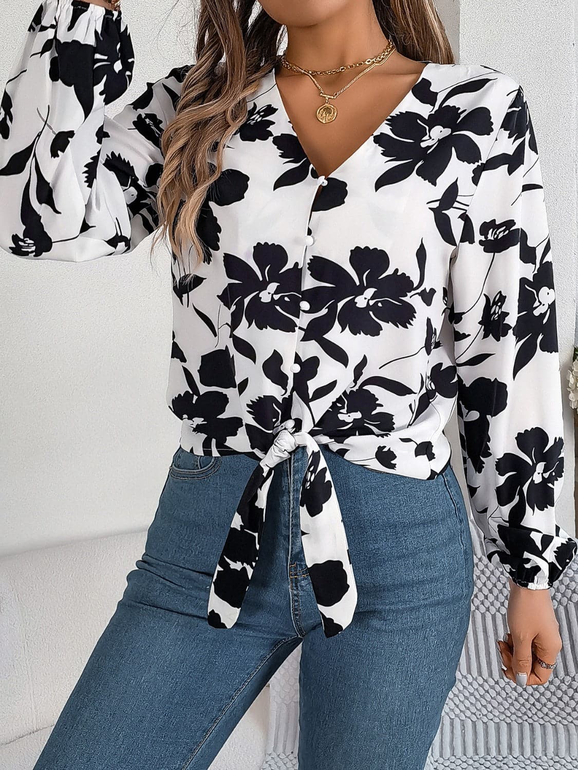 Printed V-Neck Long Sleeve Blouse.