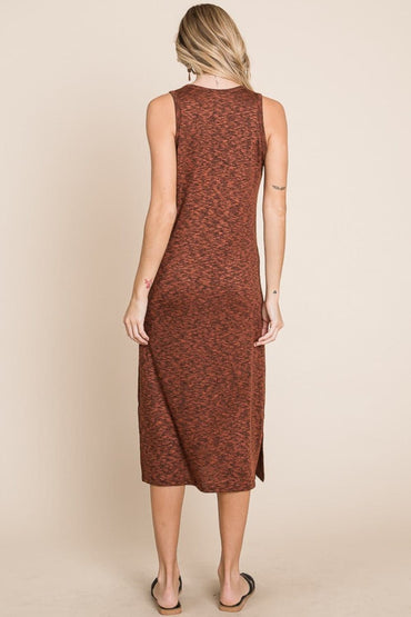 Chic Sleeveless Midi Dress With Slit for Effortless Style