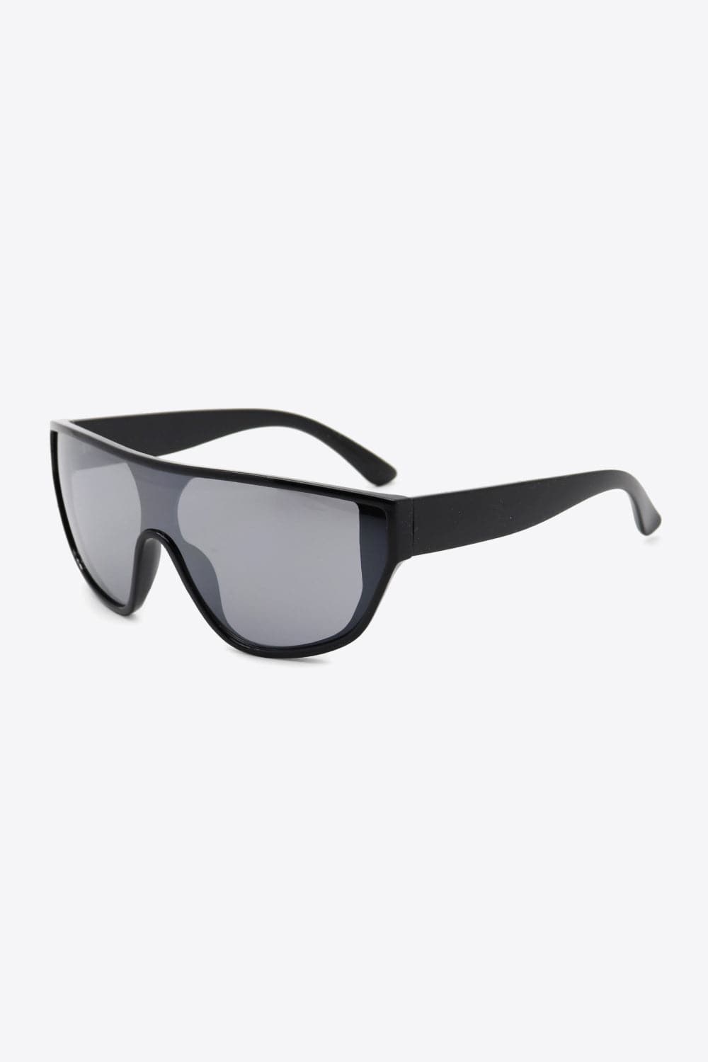 UV400 Polycarbonate Wayfarer Sunglasses.