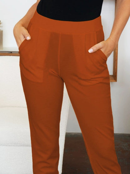 High-waisted skinny pants with pockets