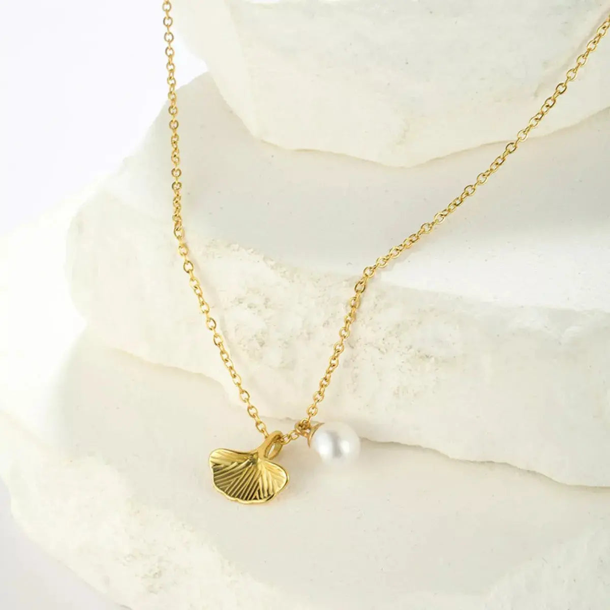 Pearl & Shell Pendant Necklace Simply Love