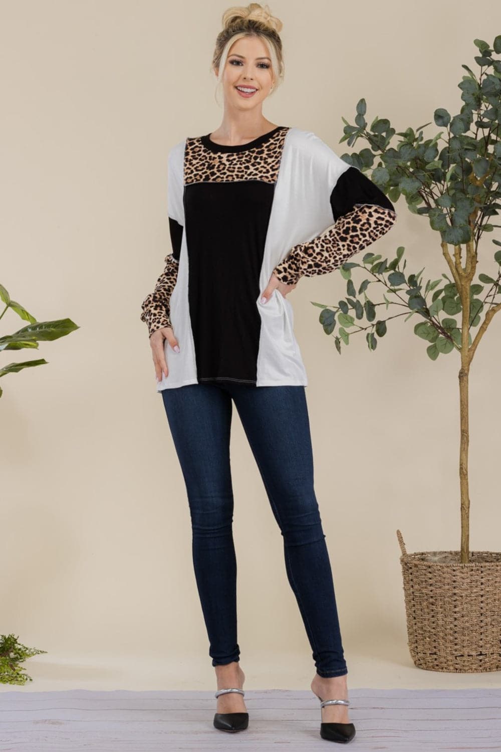 Chic leopard color block exposed seam t-shirt for all seasons