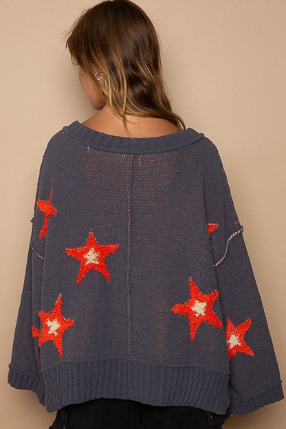 V-neck star patch sweater, cozy fit