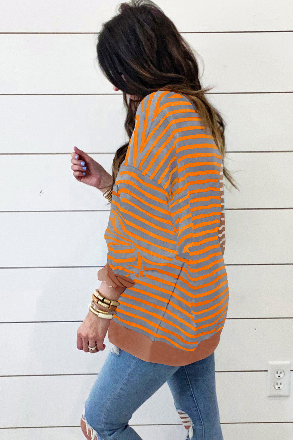 Cozy brown stripe oversized sweatshirt with chic colorblock design