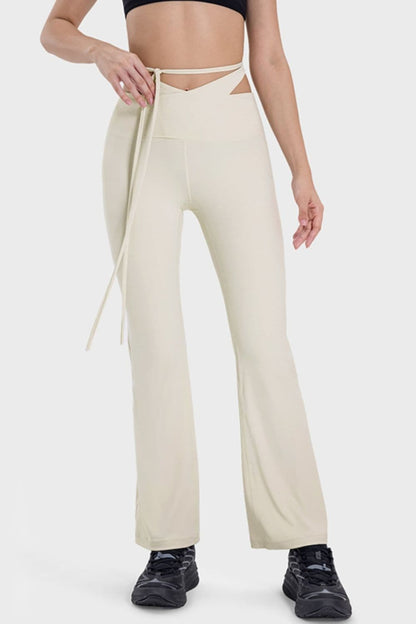 Tied Mid-Rise Waist Active Pants.