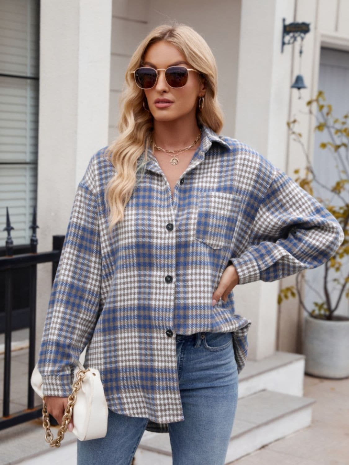 Pocketed Plaid Collared Neck Long Sleeve Shirt.