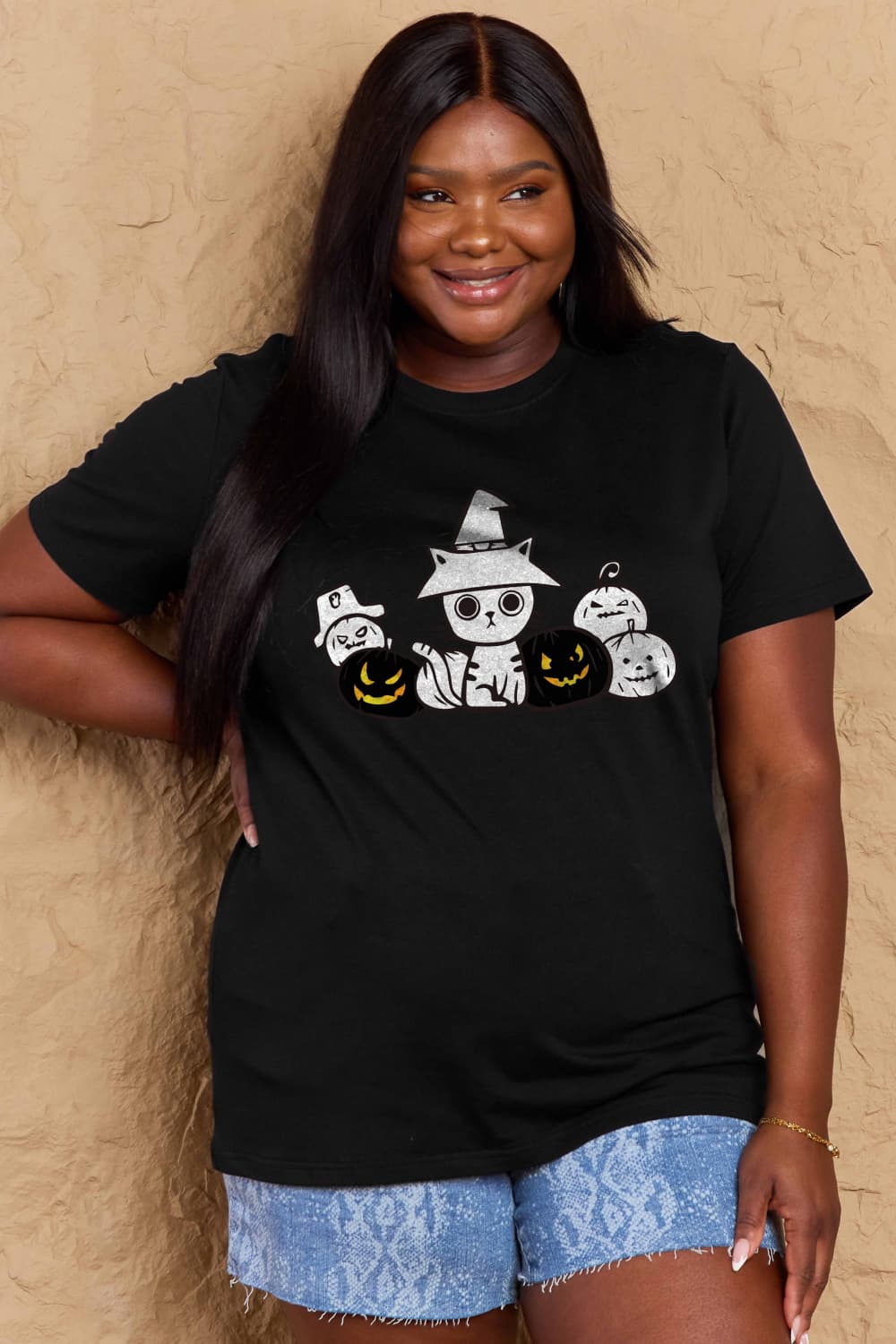 Cozy cat pumpkin tee - fall style