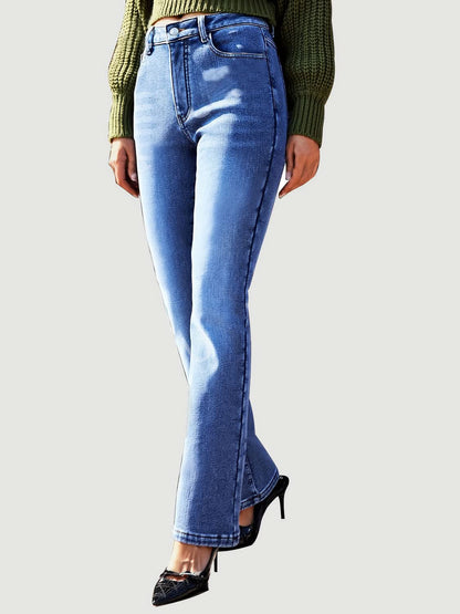 Versatile pocketed straight leg jeans for every occasion