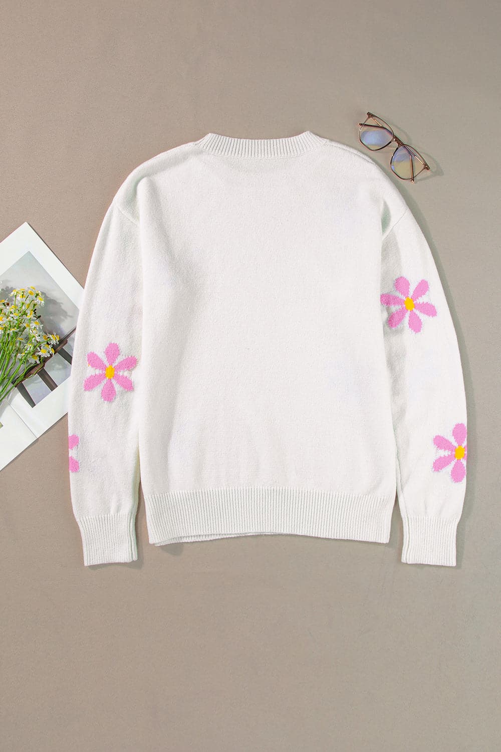 Flower Round Neck Long Sleeve Sweater.