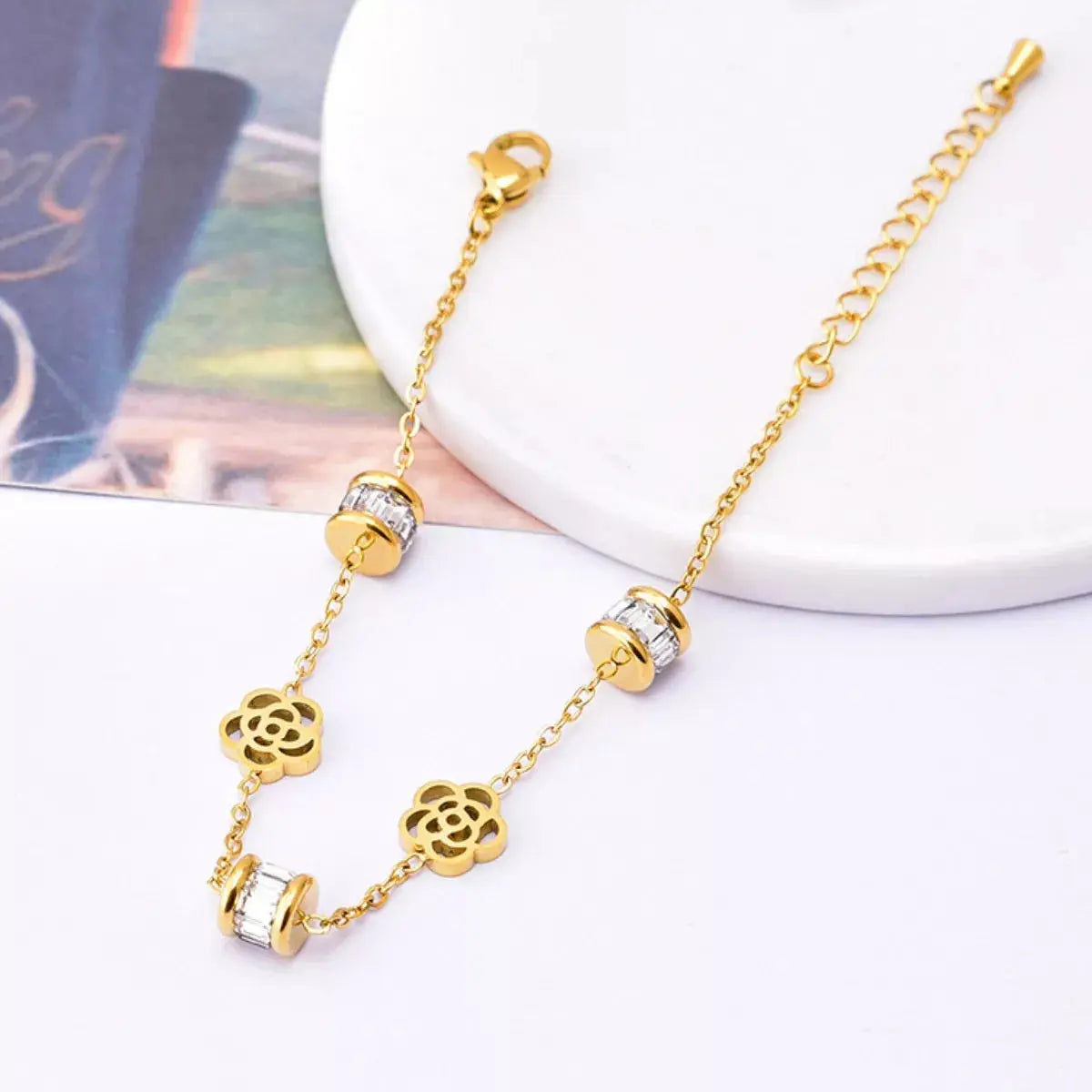 18K Gold-Plated Flower Bracelet Simply Love