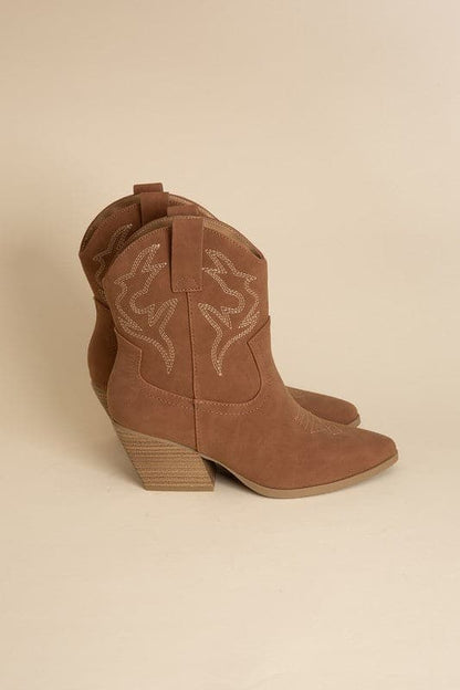 Blazing-S Western Boots.